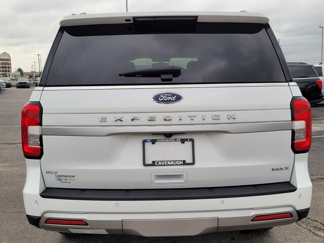 2023 Ford Expedition Max XLT 4x2